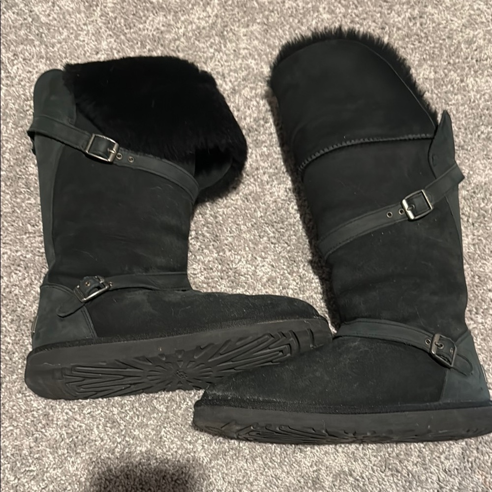 Women's Ugg Black Shearling Boots